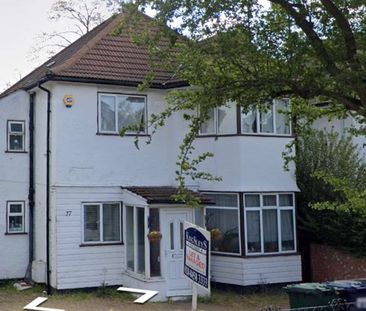 Templars Avenue Room 1A - Photo 1