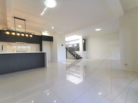 111 Callistemon Circuit, Jordan Springs NSW 2747 - House For Rent | Domain - Photo 3