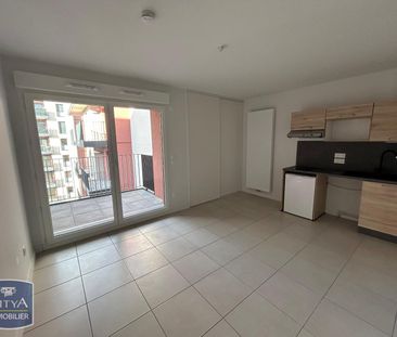 Location Appartement 1 pièce 26m² CLERMONT FERRAND 63000 - Photo 2