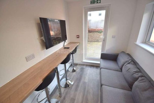 Connaught Road, Reading, RG30 - Photo 1