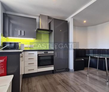3 bedroom flat share to rent - Photo 4