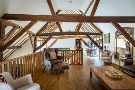 4 bedroom detached house to rent - Photo 2