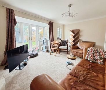 4 bedroom detached house to rent - Photo 3