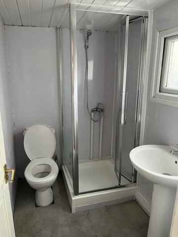 Studio Flat, Handsworth, B21 - Photo 4