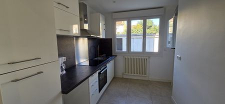 Location Appartement 3 pièces 62m² BORDEAUX 33000 - Photo 4