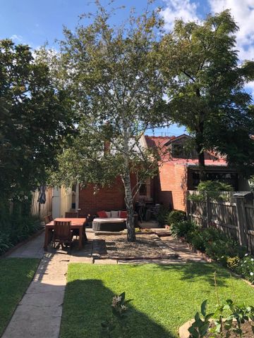 St Kilda East - Photo 5