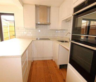 Medway, Hailsham, East Sussex, BN27 - Photo 5