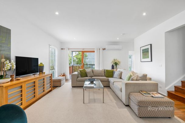 Stunning 3-Bedroom Home in Moruya - Photo 1