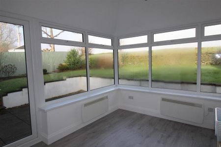 3 bedroom bungalow to rent - Photo 2