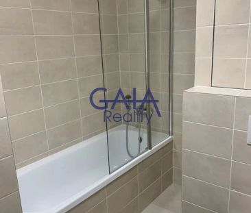 Moderní byt 2+kk s parkováním v centru Veselí nad Moravou - Photo 5
