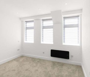 London Road, Sittingbourne, Kent, ME10 - Photo 5