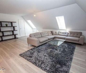 Woodside, Franklands Village, Haywards Heath, RH16 - Photo 3