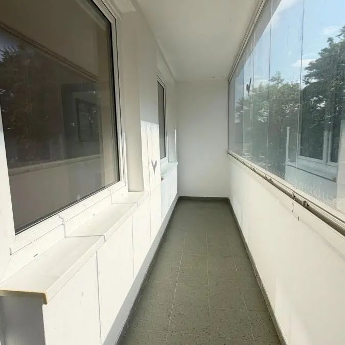 Pronájem, P-4, Podolí (Pankrác), 1+KK/L, 33 m - Photo 1
