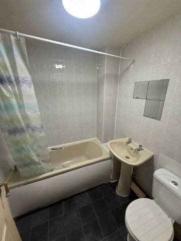 Brook Road, Manchester, M14 - Photo 3