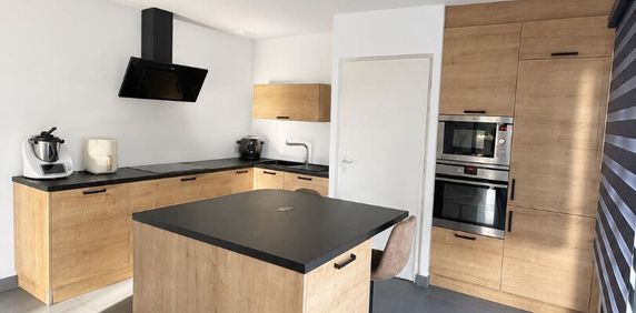 Location Maison 4 pièces 89m² - Photo 2