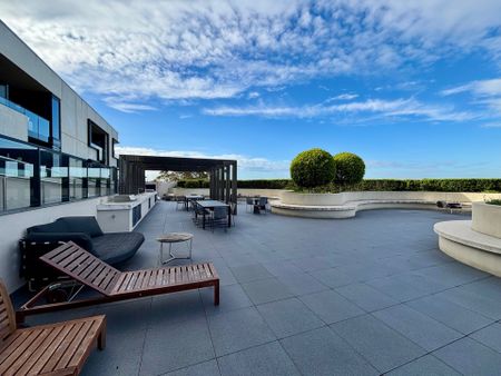 811 / 803 Dandenong Rd, Malvern East - Photo 2