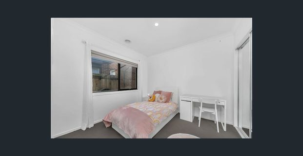 Spacious Family Home in Prime Mickleham Location - Photo 1