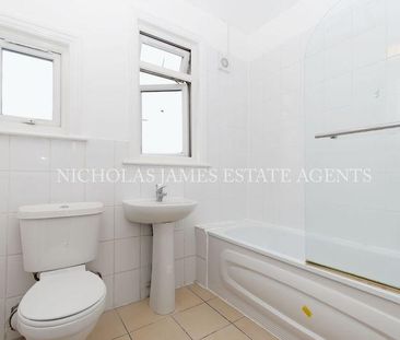 4 bedroom terraced house to rent - Photo 5