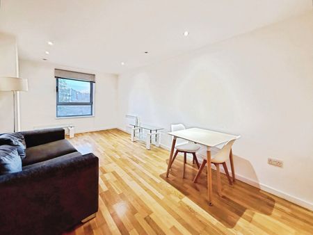 1 bedroom apartment to rent - Photo 2
