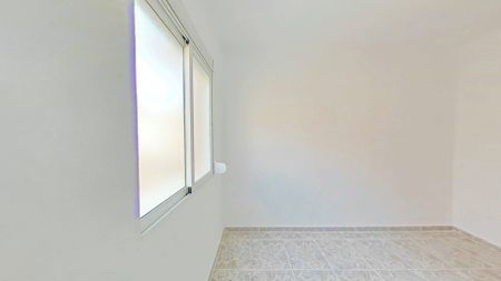 Piso de alquiler en El Mercado - Photo 3