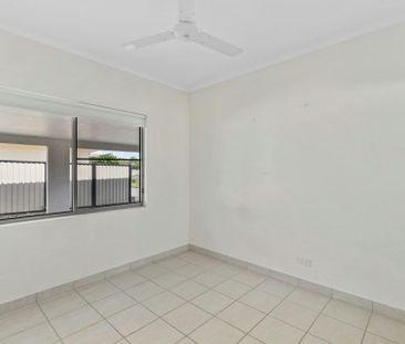 3-BEDROOM MODERN HOUSE IN BELLAMACK - Photo 5