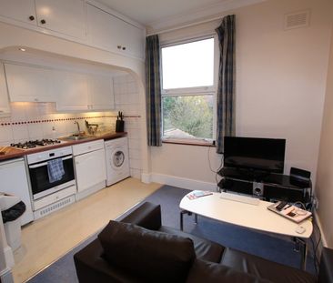 1 Bed Flat, Willesden Green, NW2 - Photo 2