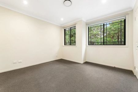 Gorgeous Family Home in Superb Location - Photo 2