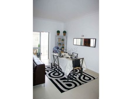 Luxury Flat for rent in Estoril (Estoril), Cascais e Estoril, Cascais, Lisbon - Photo 2