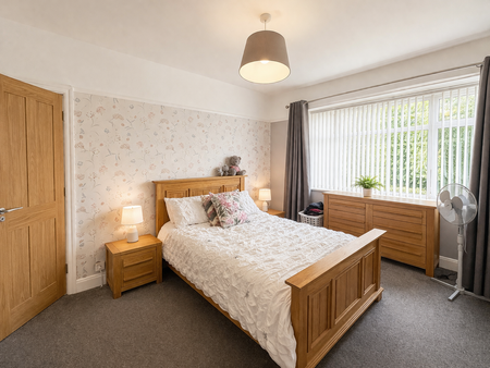 3 bedroom semi-detached house to rent - Photo 3