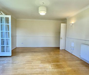 Enversham Court, Pearfield Road, London - Photo 1
