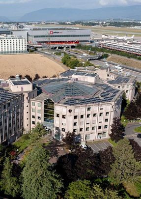 Studio rénové, proche Nations, Palexpo et aéroport de Genève - Photo 1