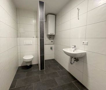 Moderne 3-Raum-Wohnung mit Balkon und Einbauküche in Aue - Photo 6