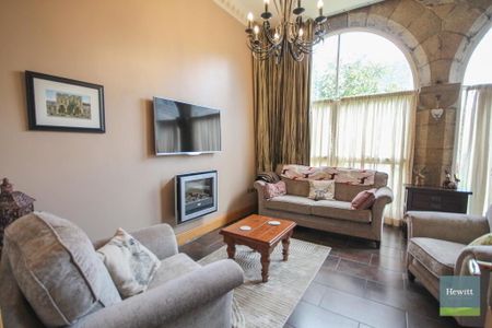 3c Gosford Castle, Markethill, BT60 1FP - Photo 2