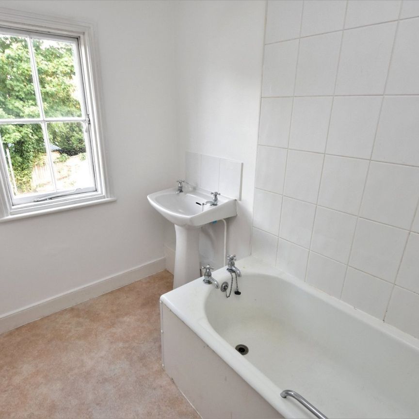 Linden Vale, Howell Road, Exeter, EX4 - Photo 1