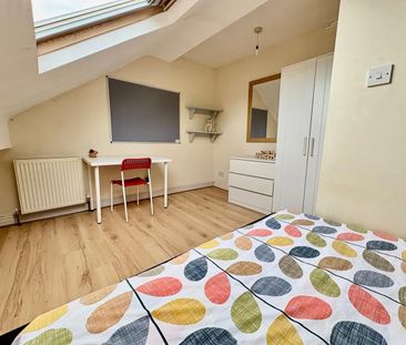 5 Bed Terraced House, Pomona Street, S11 - Photo 6