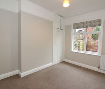 3 Bedroom Semi-Detached Bungalow - Photo 4