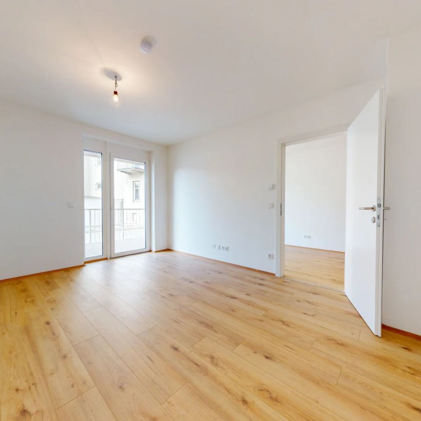 Moderner 2-Zimmer-Erstbezug mit Balkon im 3. Obergeschoss - Photo 1