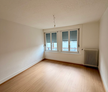 Charmant appartement de 3.5 pièces au 3ème étage à Vallorbe - Photo 1