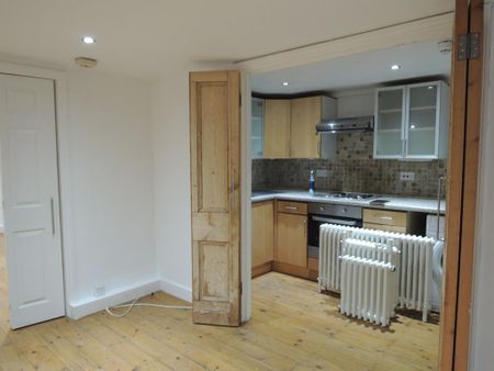 1 bedroom flat to rent - Photo 4