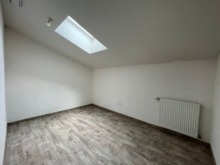 Location Appartement 4 pièces 79m² ROQUES 31120 - Photo 5