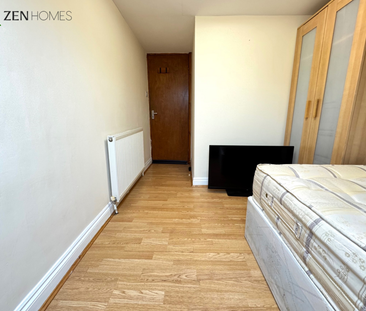 6 bedroom terraced house to rent - Photo 3