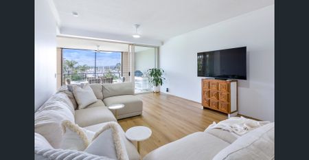 BEAUTIFULLY PRESENTED, FULLY FURNISHED APARTMENT IN "STILLWATER" - Photo 5