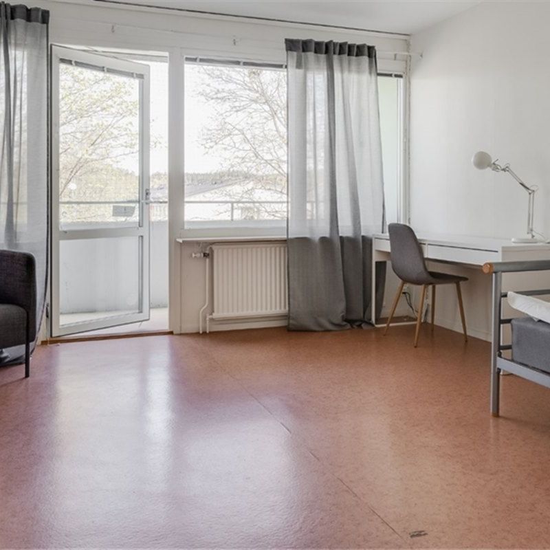 Distansgatan 19 - Foto 1