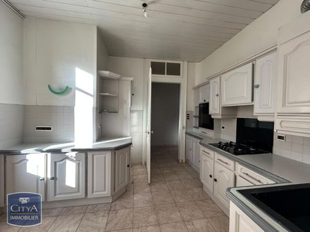 Location Appartement 4 pièces 74m² CHAMBERY 73000 - Photo 2
