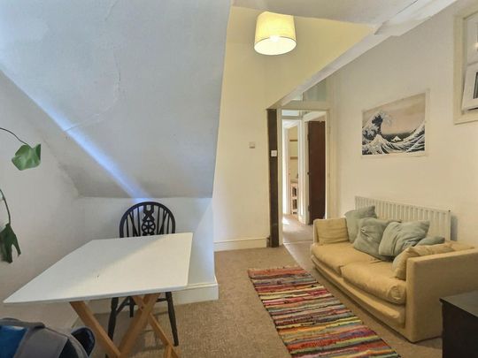 3 bedroom apartment to rent - Photo 1