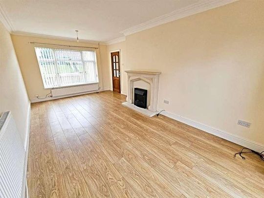 Pentrebane Road, Cardiff, CF5 - Photo 1