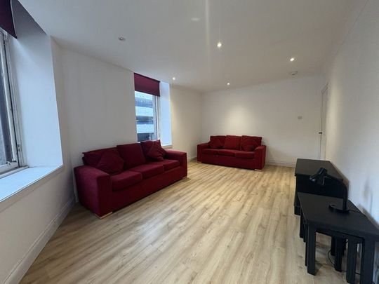 Victoria Road, Dundee - Photo 1