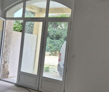 APPARTEMENT T2 - SAINT SATURNIN LES AVIGNON, - Photo 1