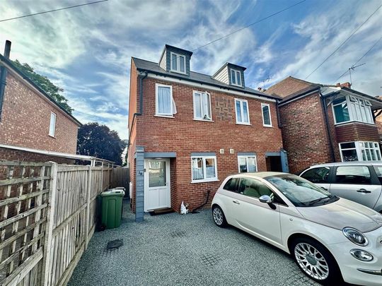 2 bedroom house to rent - Photo 1