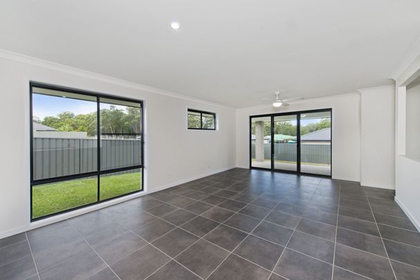 21 Homedale Road - Photo 1